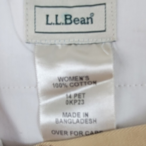 L.L BEAN Classic Fit Pants Size 14 Petite - Picture 3 of 3